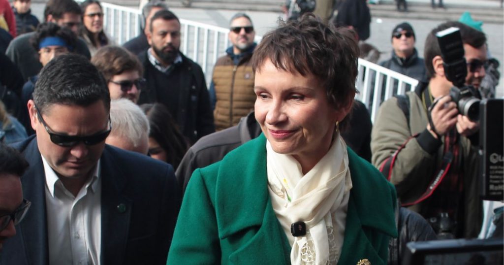 Carolina Tohá reconoce derrota y admite que 