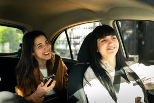Conduciendo el Futuro: Mujeres que redefinen la movilidad en Latinoamérica