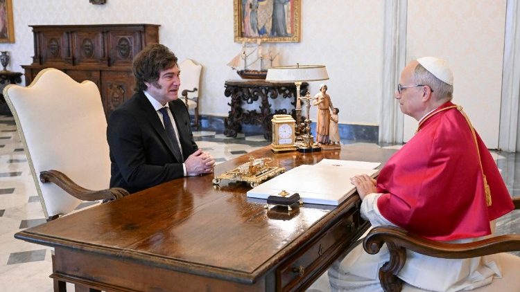 Javier Milei se reunió por primera vez con el papa León XIV en el Vaticano