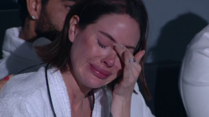 Ignacia Michelson se quiebra en “Mundos Opuestos” al revelar cruda lucha con la bulimia: “Es una batalla constante”