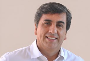 Exsuperintendente de Salud advierte que aumento de licencias médicas refleja un “relajamiento moral” y no más enfermedad