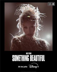 Miley Cyrus lanza su álbum visual Something Beautiful junto a Disney+