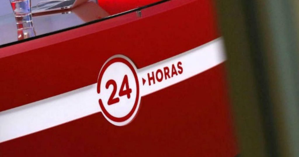 “Ah, conch…”: Periodista de 24 Horas sufre chascarro en vivo y fue sacado de pantalla