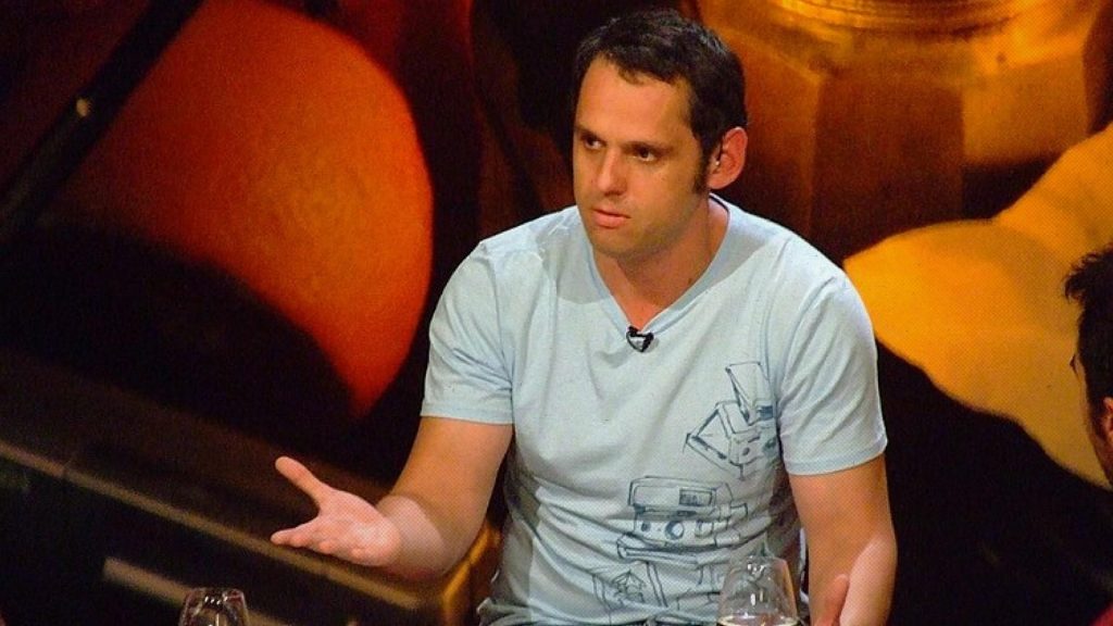 “Las feministas chilenas son tan chilenas…”: El tuit que arruinó la vida de José Miguel Villouta