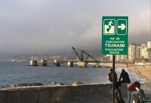 Chile en Alerta Amarilla: SHOA detalla horarios de posibles olas