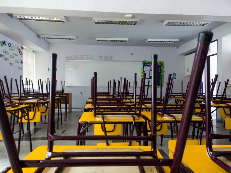 Suspenden las clases este viernes por sistema frontal: revisa si tu región está entre las cinco afectadas