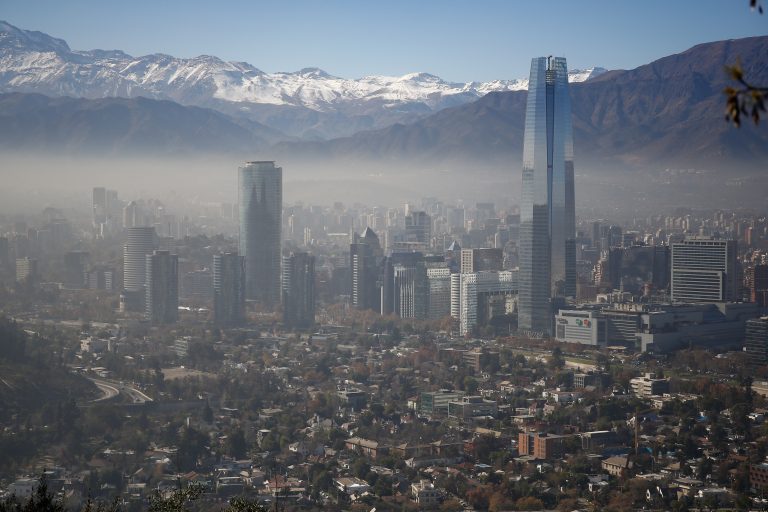 Declaran Alerta Ambiental para este lunes en la Región Metropolitana