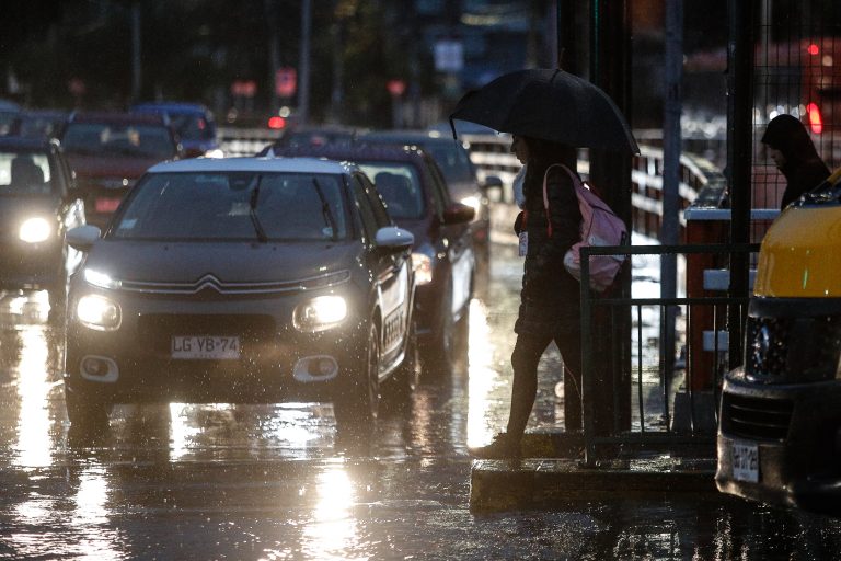 Lluvias, nieves y fuertes vientos: Declaran Alerta Temprana Preventiva en la zona central del país