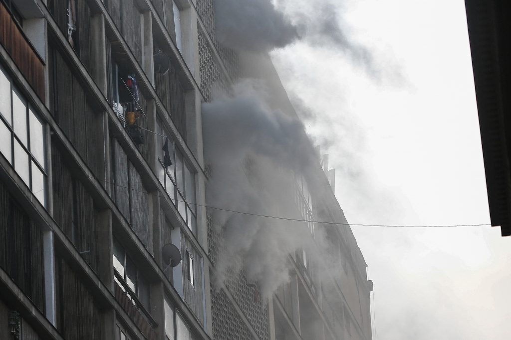 Senapred actualiza situación por incendio en el centro de Santiago: 