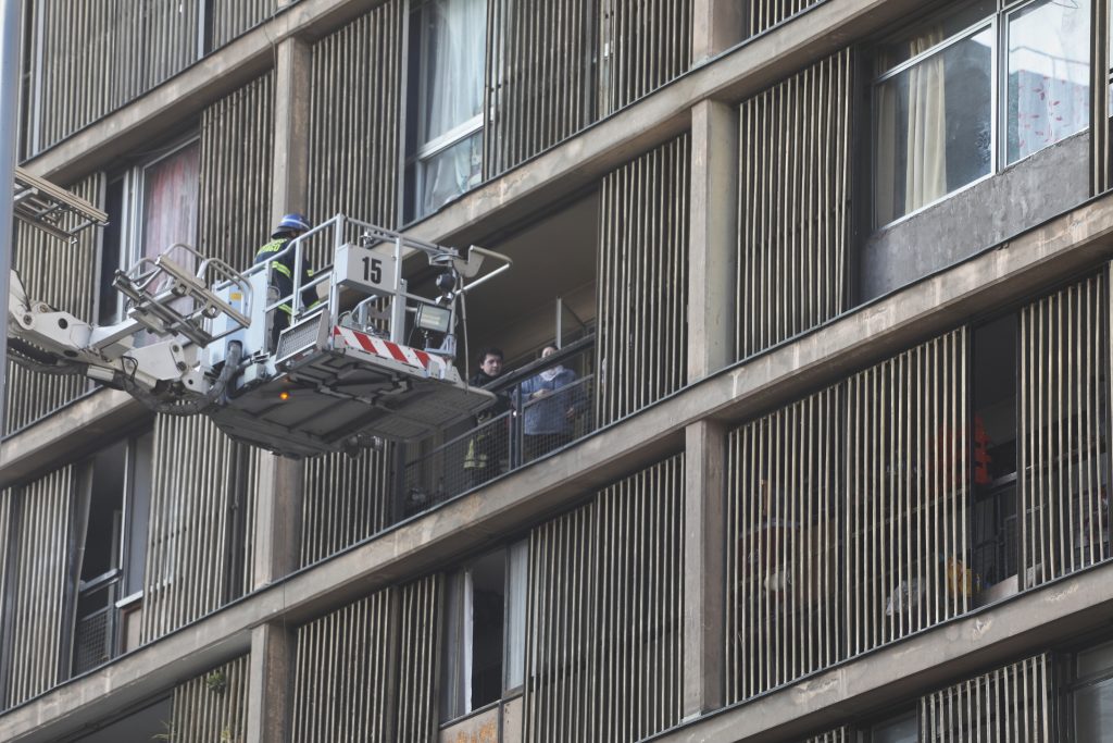 Académico de la Escuela de Arquitectura UC: la norma de incendios 