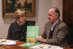 SNA entregó propuesta agrícola de gobierno a Evelyn Matthei