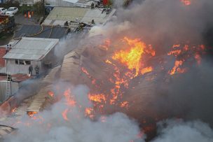 Al menos 50 damnificados y 10 casas destruidas tras incendio en Concepción