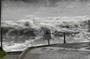 Chile mantiene alerta de tsunami: Oleaje alcanzó los 2,5 metros en el Maule