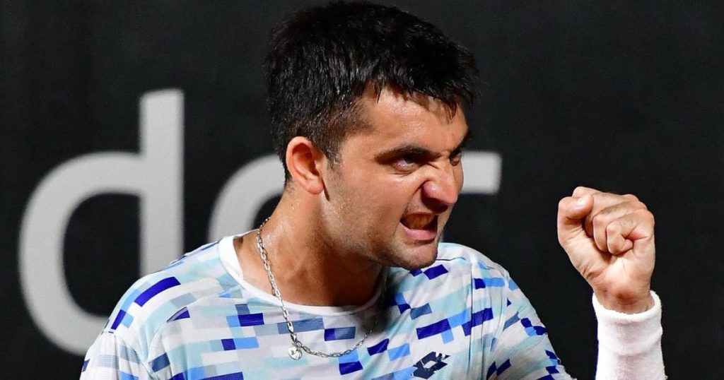 Tomás Barrios consigue histórica victoria y sigue avanzando en el Masters 1000 de Toronto