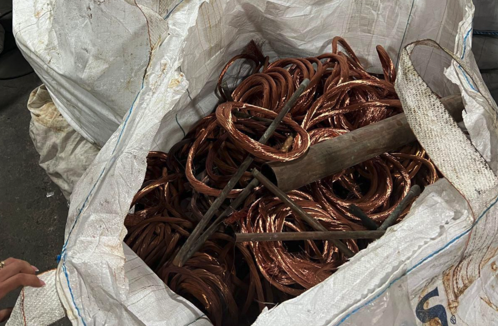 Golpe al robo de cables en Puerto Montt: incautan más de 9 mil kilos de material
