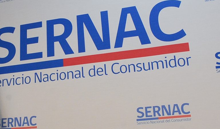 Sernac oficia a productora por fallas en venta de entradas para BTS en Chile