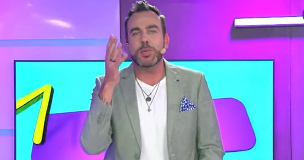 Francisco Kaminski explota y renuncia a programa a menos de un mes: mención a Carla Jara influyó