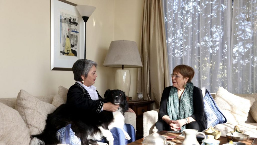 El esperado encuentro: Bachelet se reúne con Jeannette Jara