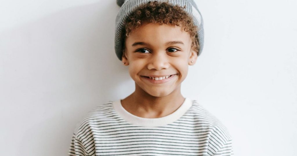 Polerón niño: básico infaltable del clóset infantil
