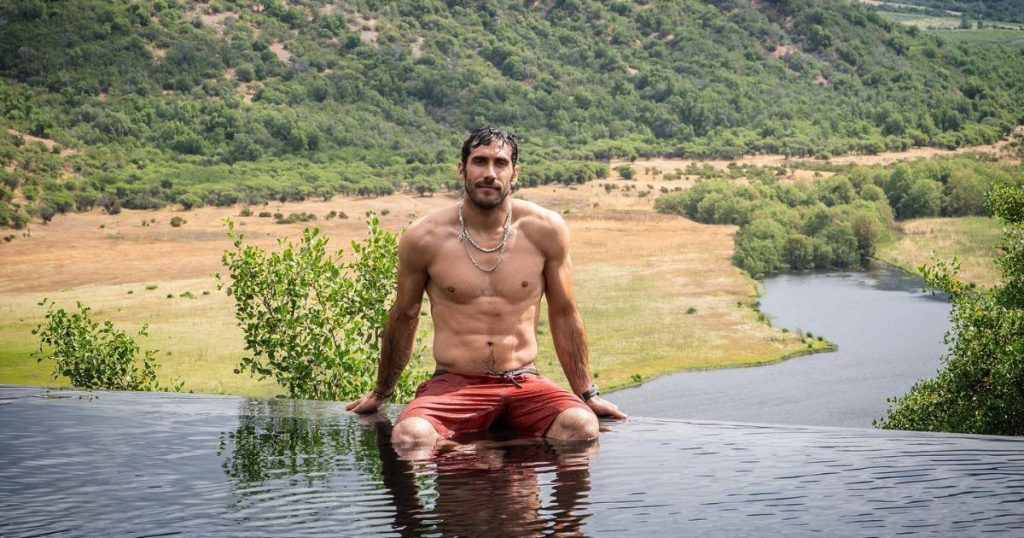 Pedro Astorga impacta con inédita foto de su adolescencia: así lucía a sus 15 años