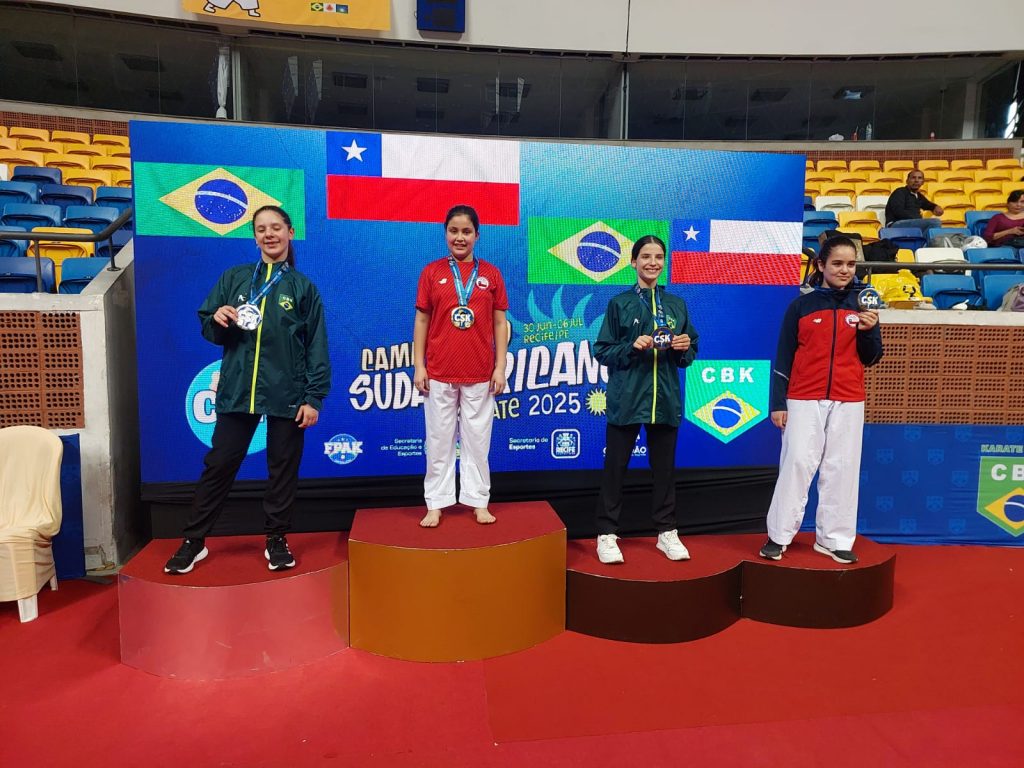 Karateca del programa Crecer en Movimiento del IND es la campeona en Sudamericano en Brasil