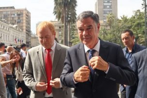 Presidente del Senado junto a senador Rojo Edwards solicitan 