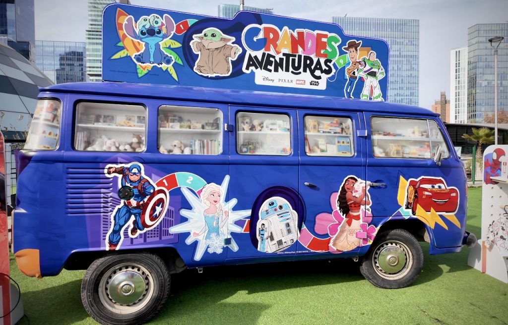 ¡La magia de Disney invade Santiago! No te pierdas “La van de la aventura”