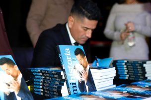 Jorge “Kike” Acuña lanza su autobiografía y comparte relatos íntimos: