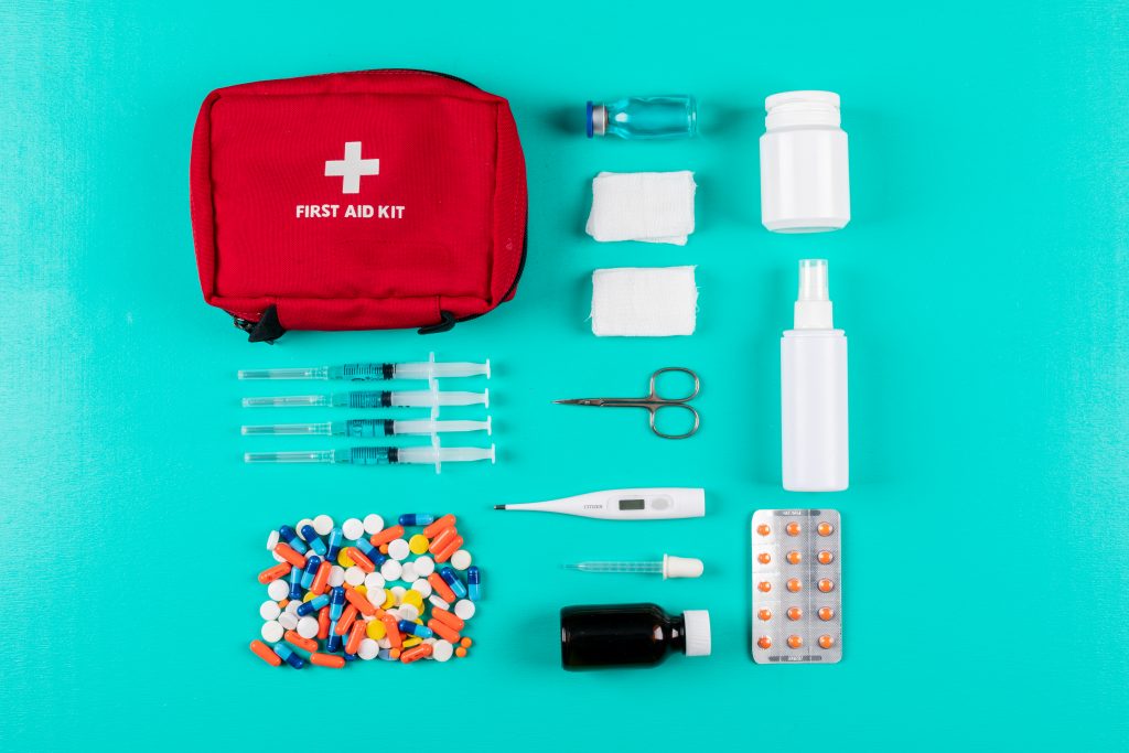 Prepárate ante desastres: checklist completo para armar tu kit de emergencia