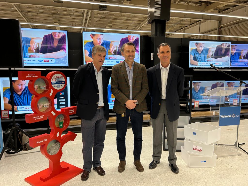 Soprole impulsa alianza Recircula: economía circular convierte envases en muebles modulares