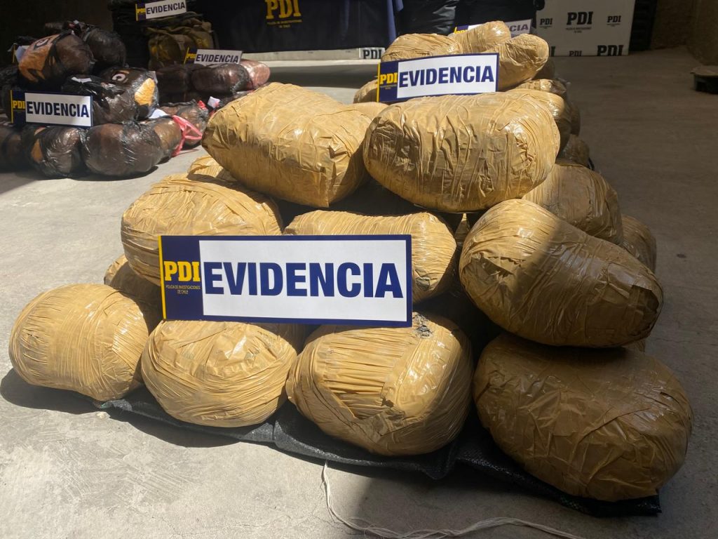 Tráfico de casi 300 kilos de droga: Investigación de PDI Arica y Fiscalía permitió detener a noveno imputado
