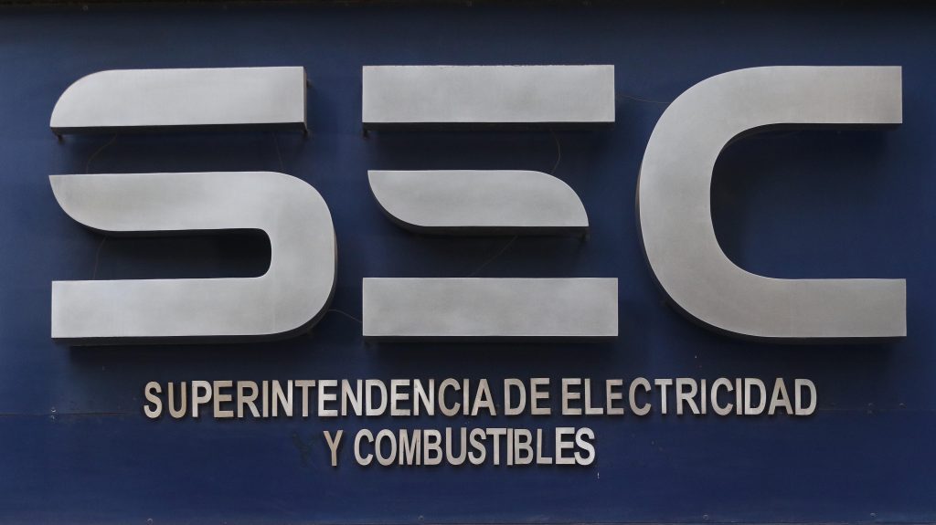 SEC no descarta formular cargos contra CGE ante masivas denuncias de cobros excesivos en O’Higgins y Maule