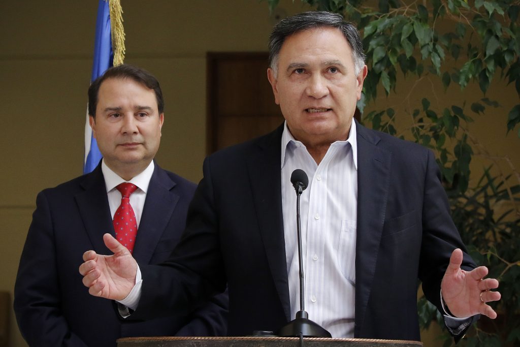 Tras renuncia de Mellado: Frank Sauerbaum será el nuevo jefe de bancada de diputados RN
