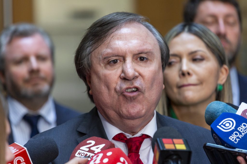 Diputado Moreira advierte: “Que el gobierno deje de revolver el gallinero en política exterior”
