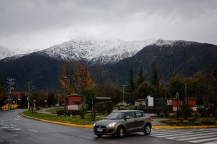 VIDEOS | ¡Y llegó! Nieve tiñe de blanco varias comunas de la RM