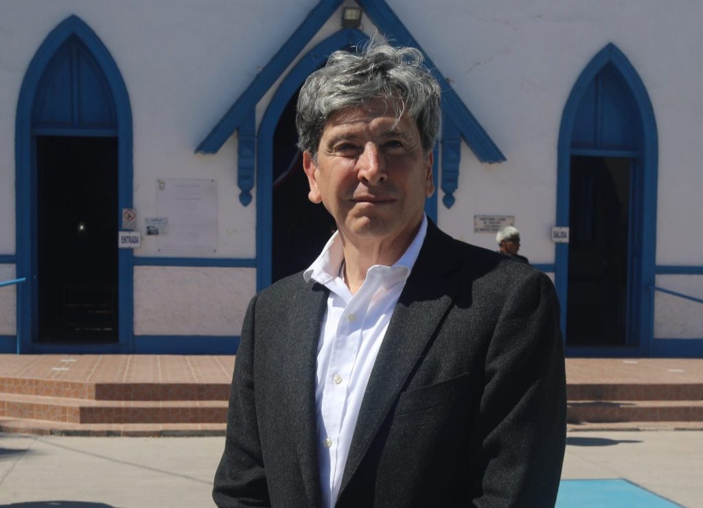“Lo primero es salvar vidas”: Golborne envía fuerte mensaje en medio de emergencia en El Teniente