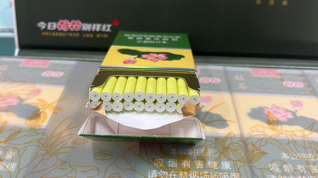 Con camión escáner descubren casi 100 mil cigarrillos chinos escondidos en contenedor refrigerado