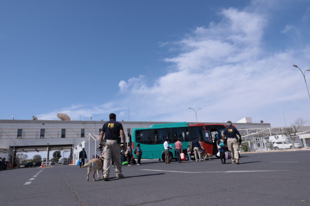 PDI Arica detuvo a dos extranjeras portando más de 14 mil dosis de ketamina en Complejo Fronterizo Chacalluta