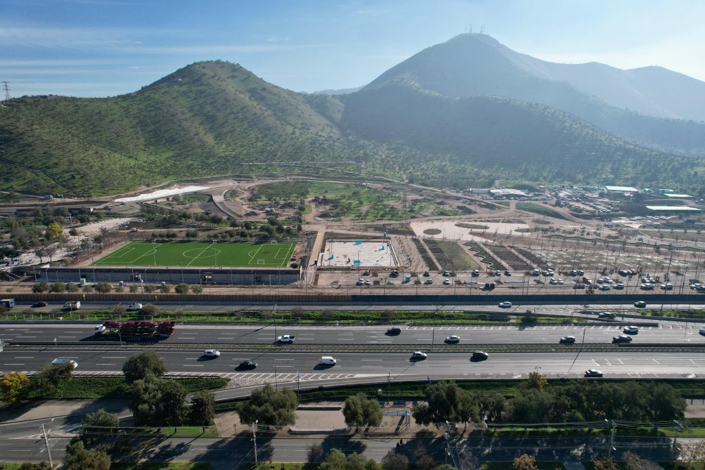 Obras del nuevo Parque Cerro Chena alcanzan 50% de avance: conoce cuándo será inaugurado