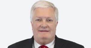 "Voy a votar por Kast": senador Kusanovic se descuelga de RN