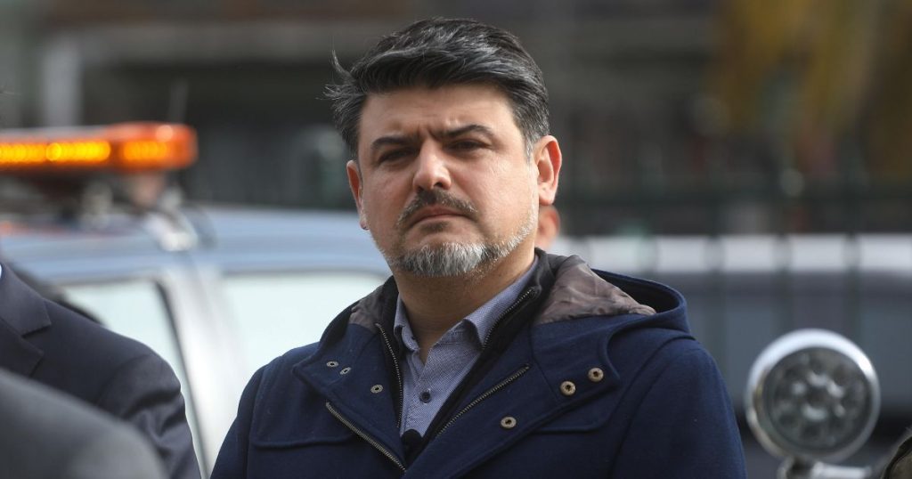 Alcalde Felipe Muñoz advierte: Crimen organizado domina comercio ambulante en Estación Central