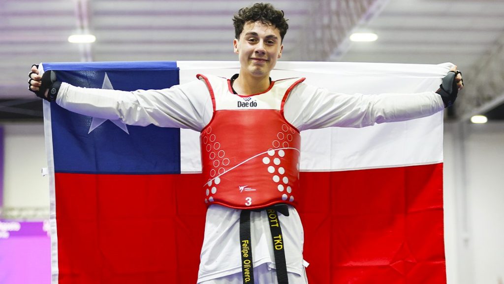 Felipe Olivero conquista el oro en Taekwondo en Panamericanos Junior 2025