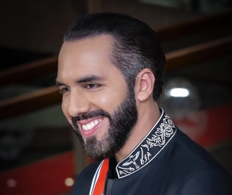 Nayib Bukele se abre camino a la tercera reelección