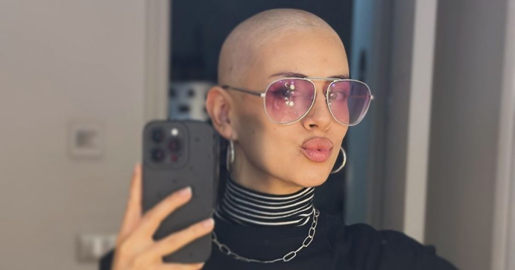 “Bendecida y agradecida”: Karla Melo celebra especial hito en lucha contra el cáncer mamario