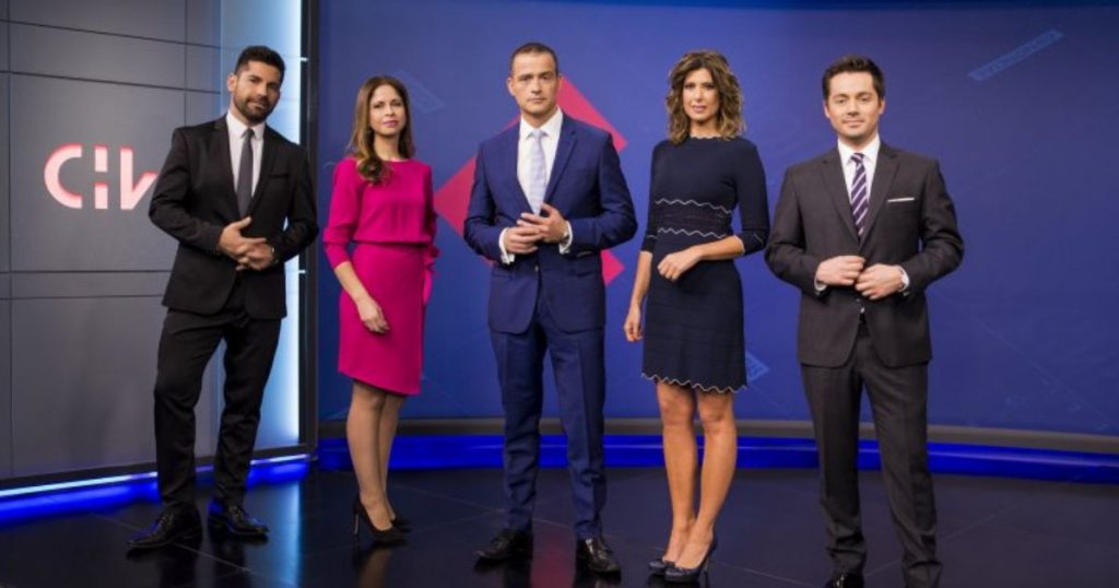 Revelan que conocida periodista de CHV habría terminado relación con padre de sus hijas