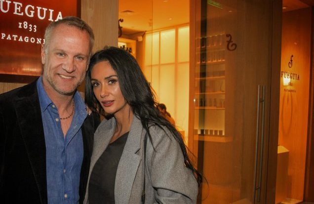 “Pareja del año”: El senador y la Fiera muestran su felicidad sin filtros