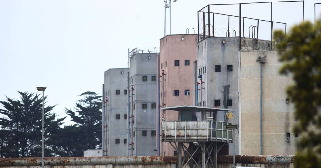 Tres internos se fugan desde cárcel en Valparaíso: Habrían recibido ayuda desde el exterior