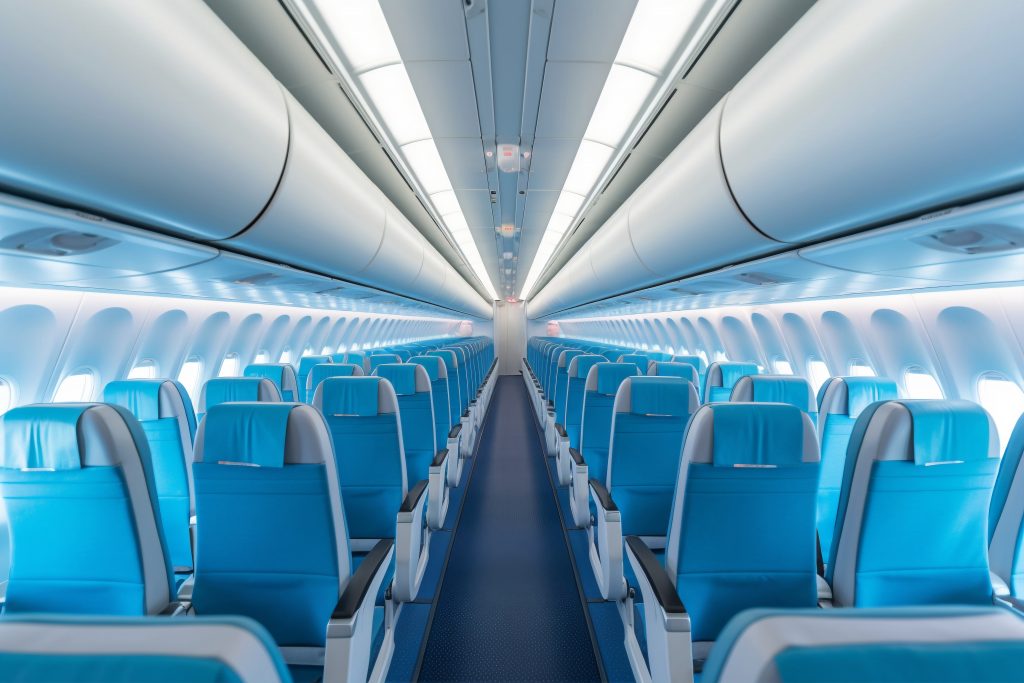 Aerolínea toma radical medida y prohíbe uso de baterías externas a bordo