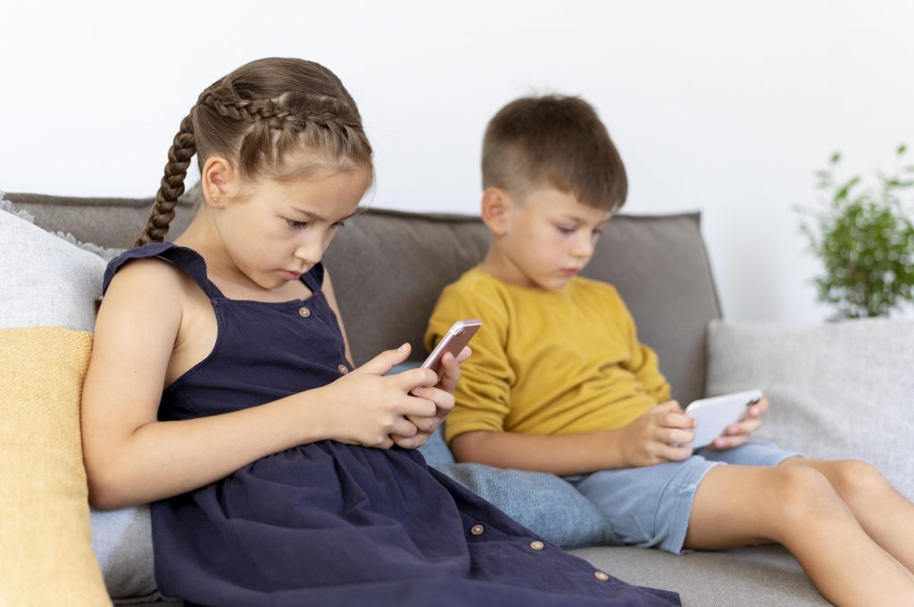 Día del Niño: por qué regalar dispositivos tecnológicos podría ser un error