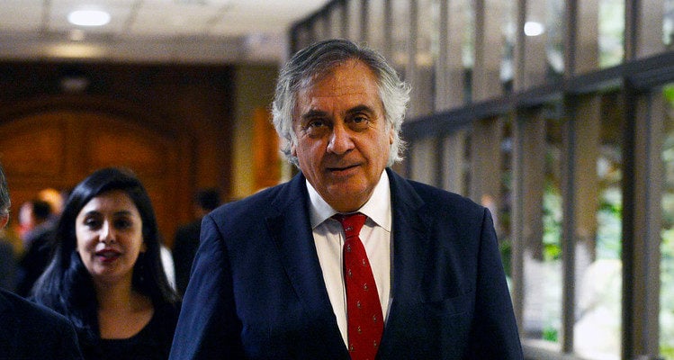 Senadores RN reiteran su “firme respaldo y sin ambigüedades” a candidatura de Evelyn Matthei